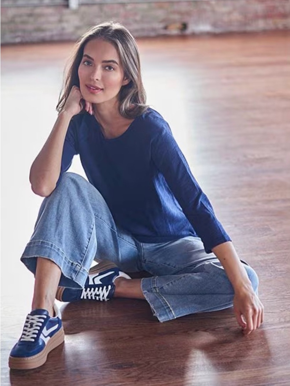 Dear John
Stretch Denim Fiona Wide Leg Jeans in Montilla, Size 25
